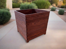 Load image into Gallery viewer, Santa Fe Redwood Planter - Best Redwood